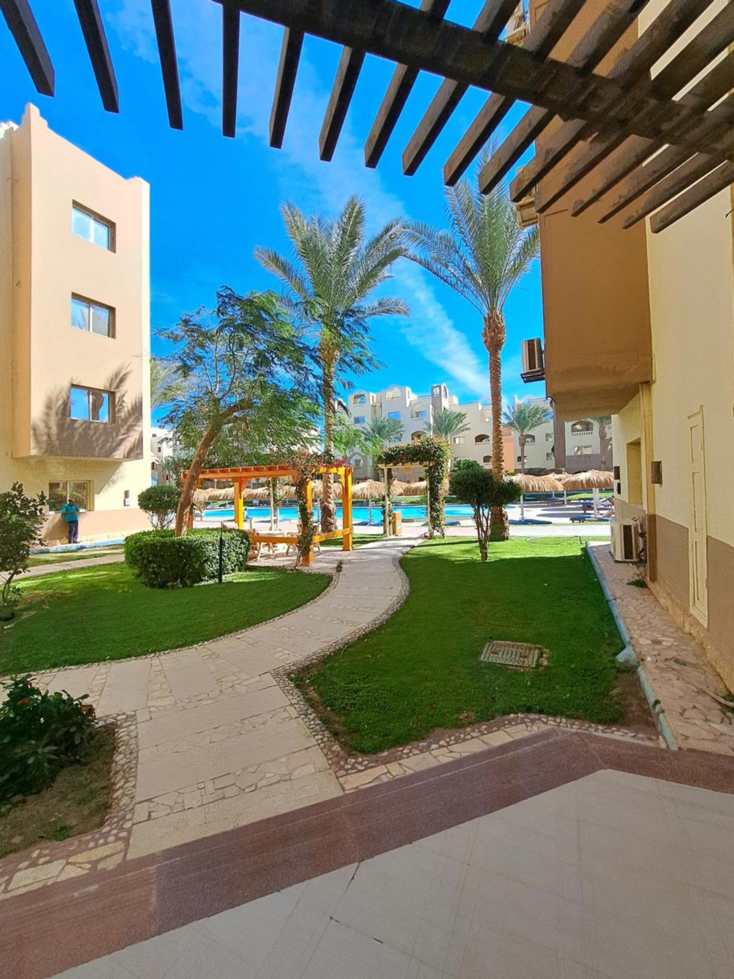 Beach Front 2Br At Elkarma Hotel & Aqua Park Hurghada Luaran gambar